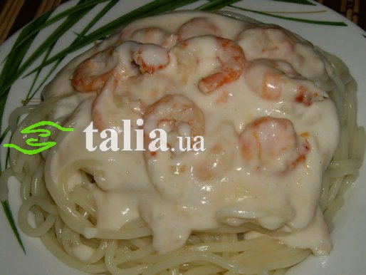 Рецепт. Спагетти с креветками в белом соусе