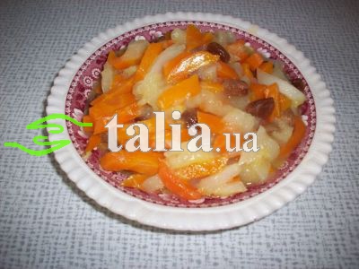Рецепт. Цимес с морковью и яблоками