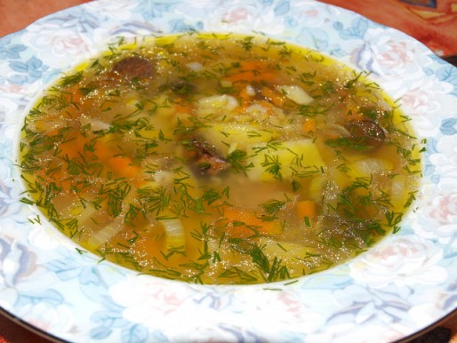 Рецепт. Постный грибной суп с чесноком