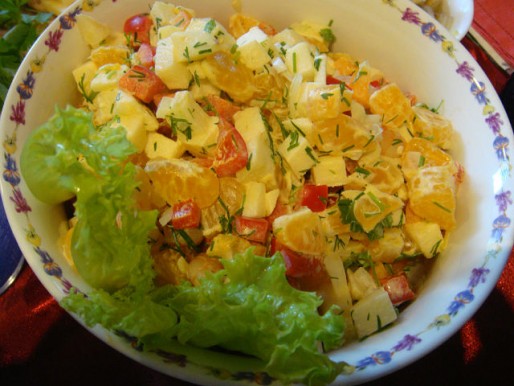 Рецепт. Постный салат с креветками и мандаринами
