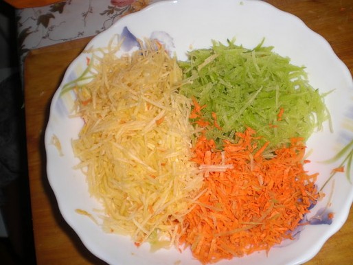 Рецепт. Репа. Витаминный салат из репы, дайкона и моркови